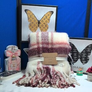 UpWest - Fireside Fleece Blanket - Henna Plaid - NEW 🔥